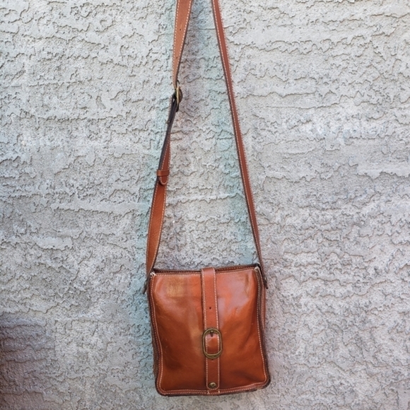 Patricia Nash VENEZIA Pouch Crossbody - Picture 15 of 16